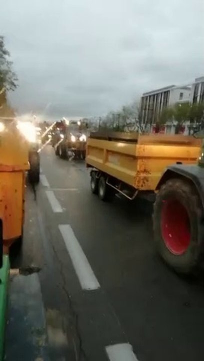 Les agriculteurs arrivent en masse à Paris.