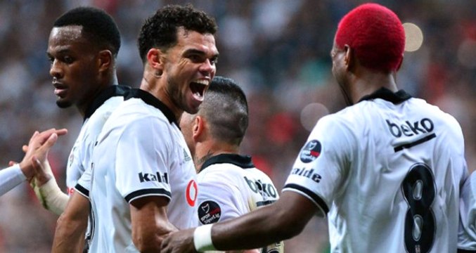 Beşiktaşlı Pepe, Sakatlığı Nedeniyle 2 Hafta Sahalardan Uzak Kalacak