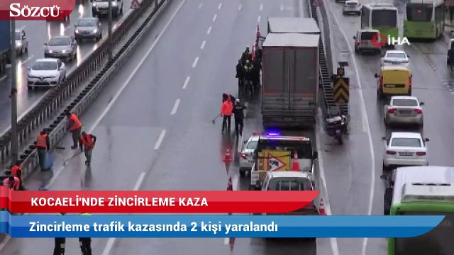 Sol şeritte duran iki otomobili TIR biçti