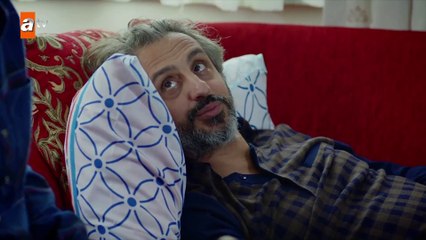 Babasından küçüklüğünü dinleyen Songül! - Kırgın Çiçekler 80.Bölüm