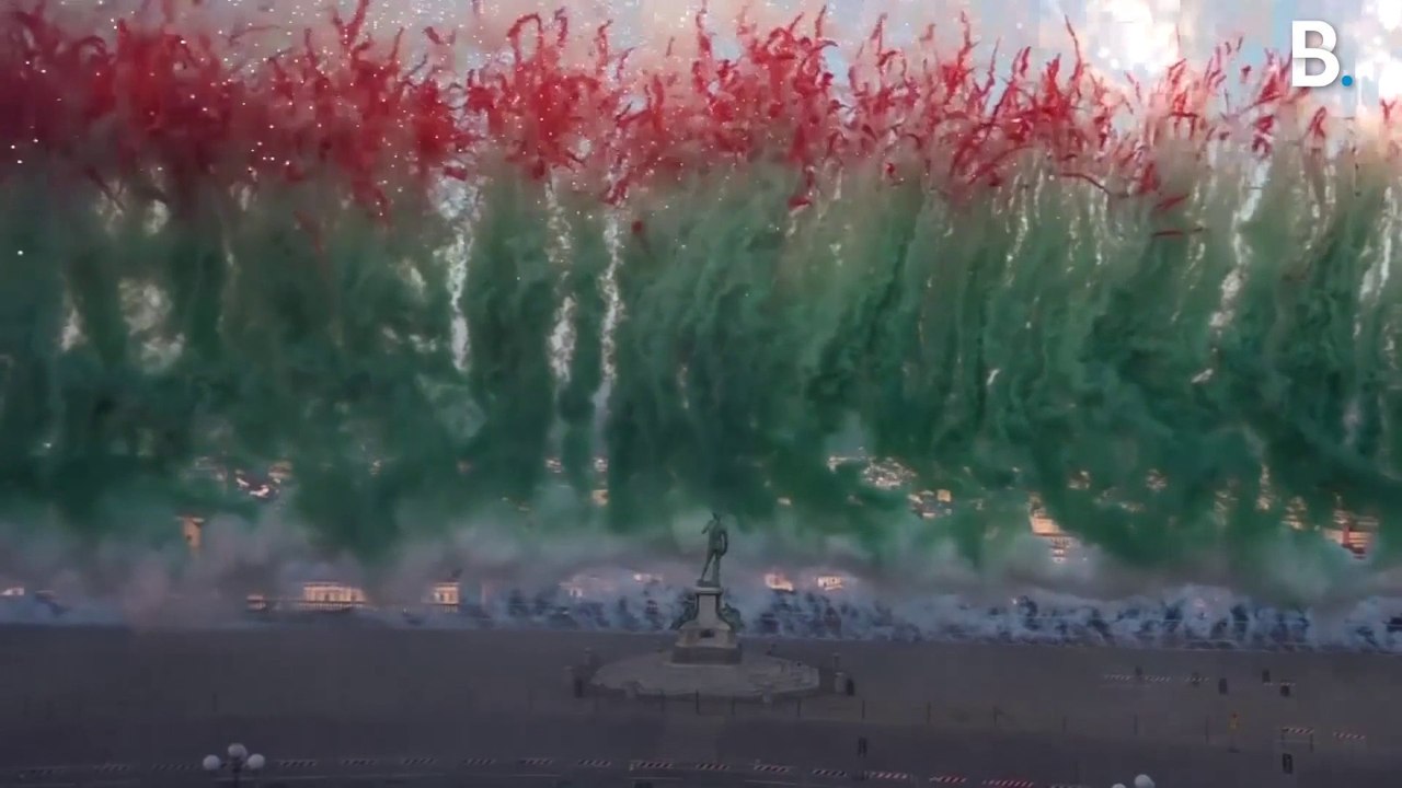 Inspiré de la Renaissance, un artiste chinois créé un spectacle floral inouï dans le ciel de Florence
