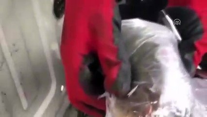 Stepne lastik içinde 94 kilo tütün ele geçirildi - VAN