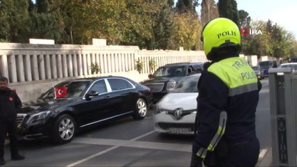 Cumhurbaşkanı Erdoğan, Karacaahmet Mezarlığı’nı ziyaret etti