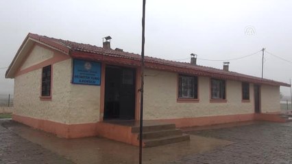 Seni Unutmadık Necmettin Öğretmen"