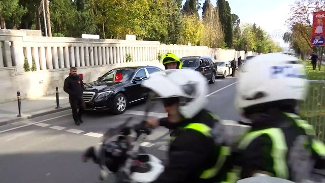 Cumhurbaşkanı Erdoğan, annesi Tenzile ile babası Ahmet Erdoğan'ın mezarlarını ziyaret etti - İSTANBUL