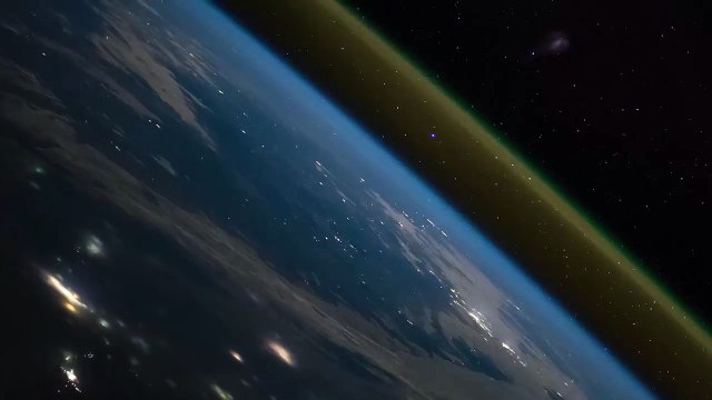 Décollage d'une fusée vu de l’espace (Timelapse)