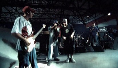 Charlie Brown Jr. - Skateboard Jam Session