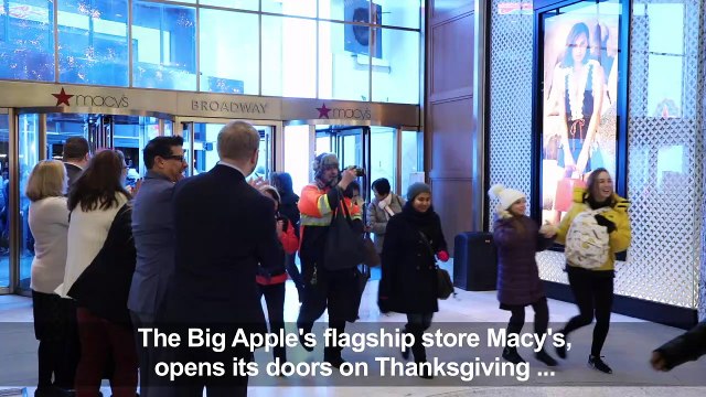 NYC crowds flock to Macy's for Black Friday sale