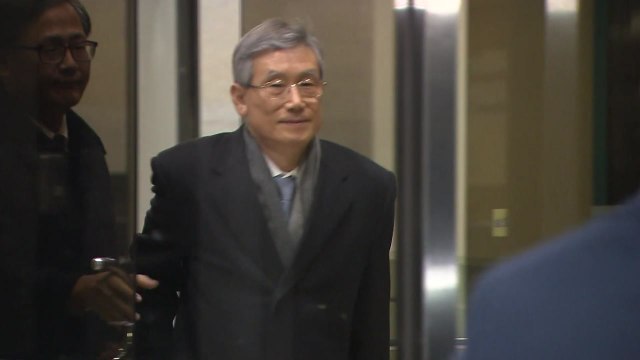 '사법농단' 고영한 前 대법관, 소환 14시간 만에 귀가 / YTN