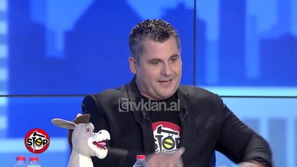 Stop - Ballsh, iken mesuesi i muzikes, vjen i historise, nuk njeh notat muzikore! (23 nentor 2018)