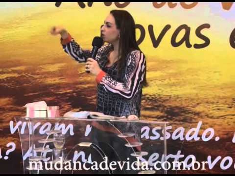 Se o problema não mover você, não vai mover a Deus! - Bispa Cléo