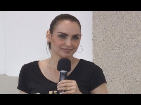 Deus tem algo perfeito pra você! - Bispa Cléo