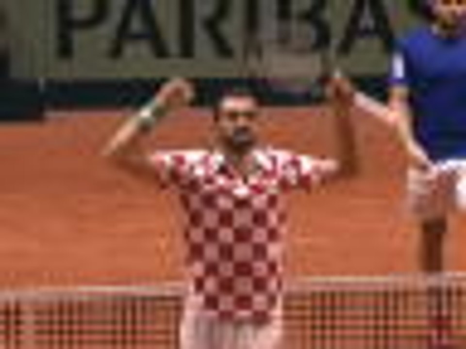 Croatia take 2-0 lead over France in Davis Cup final
