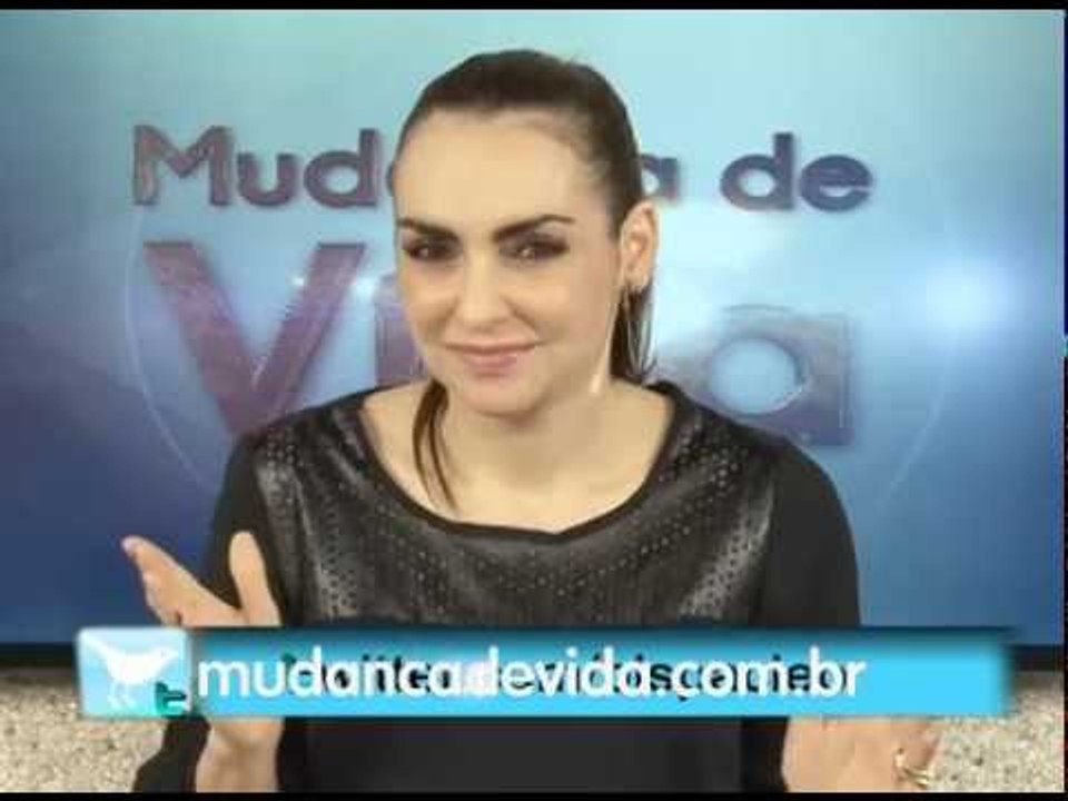 Deus promove pessoas que cobrem as outras! - Bispa Cléo