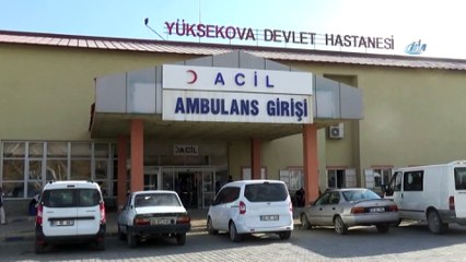 - Hakkari’de askeri araç devrildi: 1 şehit