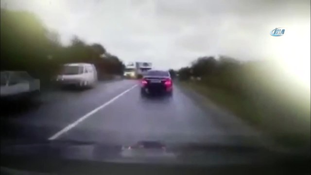 - Moldova Cumhurbaşkanı Igor Dodon Trafik Kazası Geçirdi