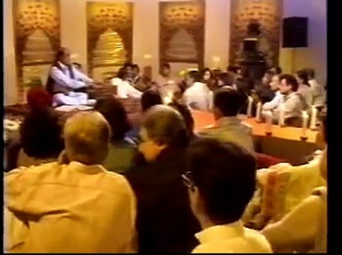 Ustad Mehdi Hassan -Yeh Dhuan SA KAHAN SE UTHA HAI