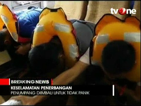 Prosedur Penyelamatan Diri Jika Pesawat Mendarat Darurat