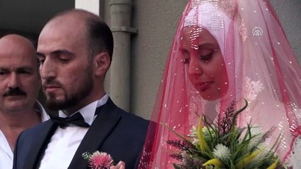 El Bab şehidinin evlenen kardeşine polis konvoyu - KARABÜK