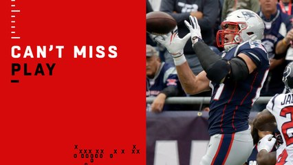 Can't-Miss Play: Gronk makes controversial grab with two defenders all over him