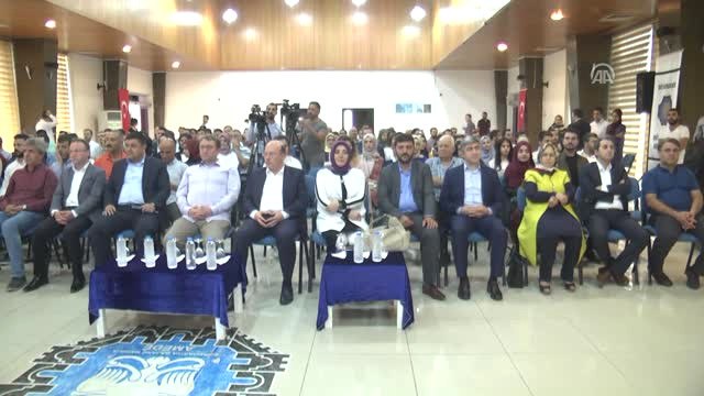 Medya Okulu Mezunları Sertifikalarını Aldı (1)