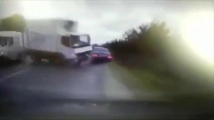 Президент Молдавии попал в ДТП