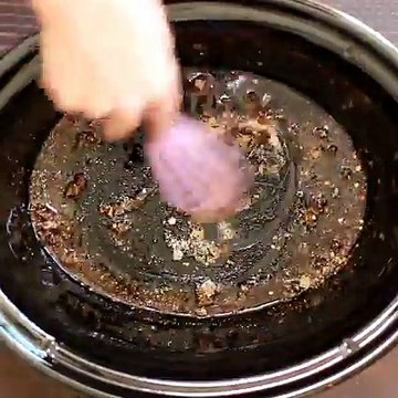 Slow Cooker Pork Chops and Onions! Tender pork chops in a tangy sauce with onions, great for a summer dinner.Recipe: