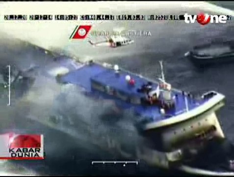 Kapal Feri Terbakar di Laut Adriatik