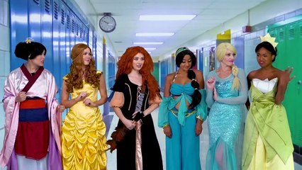 PRINCESS GYM CLASS, MALEFICENT IS THE TEACHER? (What Goes Wrong?) Totally TV
