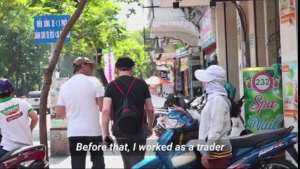A Saigon xe om lady who can’t stop smiling -VietNam News