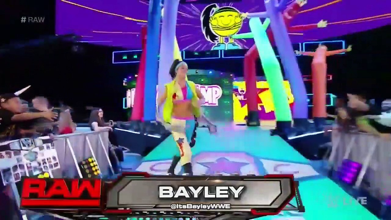 WWE Bayley vs Anna Fields