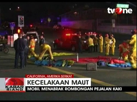 Sebuah Mobil Menabrak Belasan Pejalan Kaki