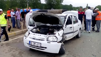 Otomobil ile hafif ticari araç çarpıştı: 1 ölü, 3 yaralı - TOKAT