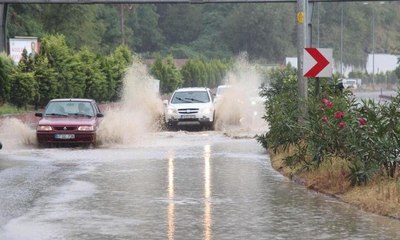 Zonguldak'ta yollar göle döndü