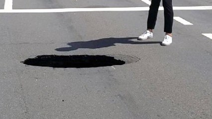 경남 창원에서 싱크홀 발생...인명피해 없어 / YTN