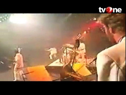 The Tielman Brothers, Band Rock Pertama di Dunia Asal Indonesia