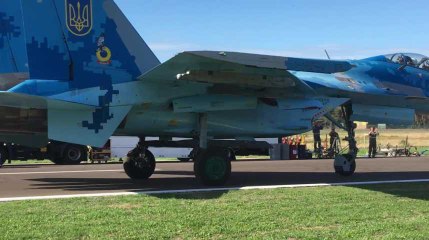 Décollage du Sukhoi 27 ukrainien aux Belgian Air Force days de Kleine-Brogel