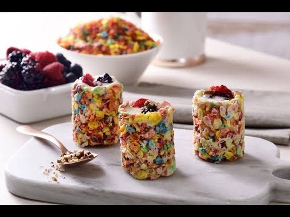 Vasitos de Cereal Rellenos de Yogurt de Mango