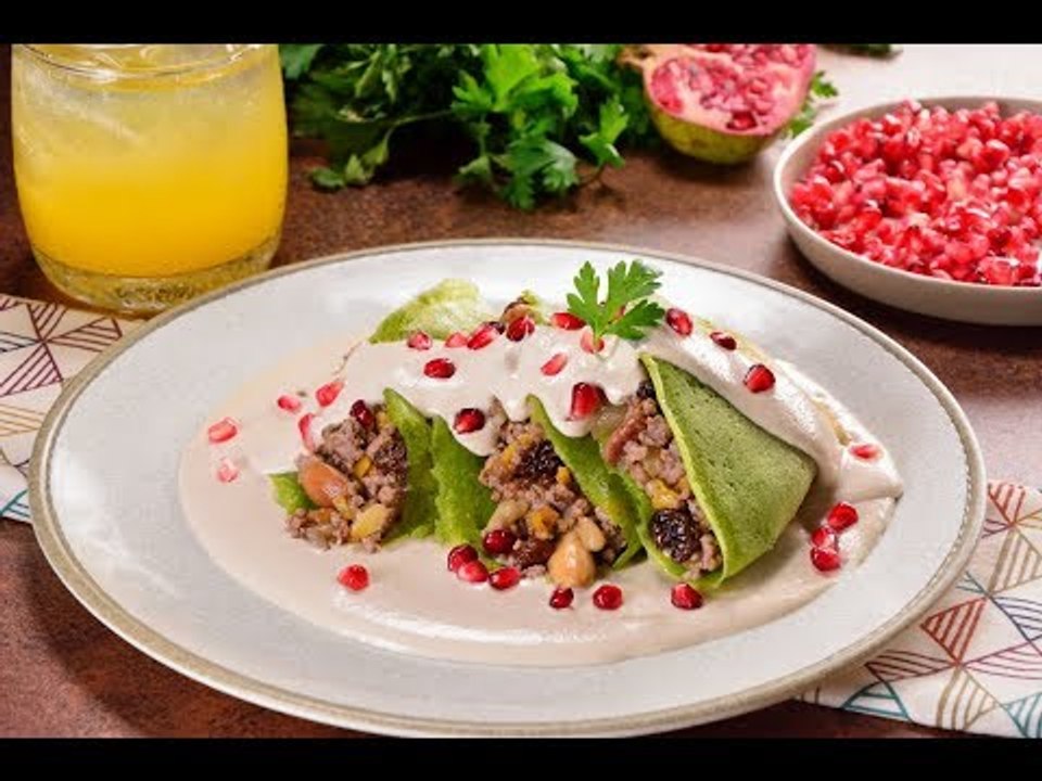 Crepas de Chile en Nogada