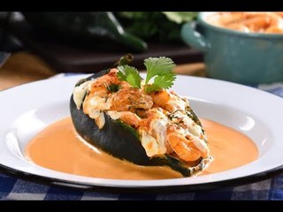 Chile Relleno con Salsa de Chipotle | Chile RELLENO