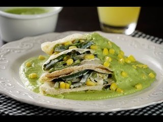 Crepas de Claras Rellenas de Rajas con Crema | Dobladitas de CLARA de huevo rellenas