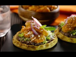 Sopes de Camarones con salsita BBQ