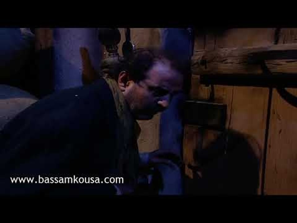 باب الحارة - الادعشري لقط ابو ساطور و هو عم يحاول يحرق بايكة ابو شهاب !!! بسام كوسا