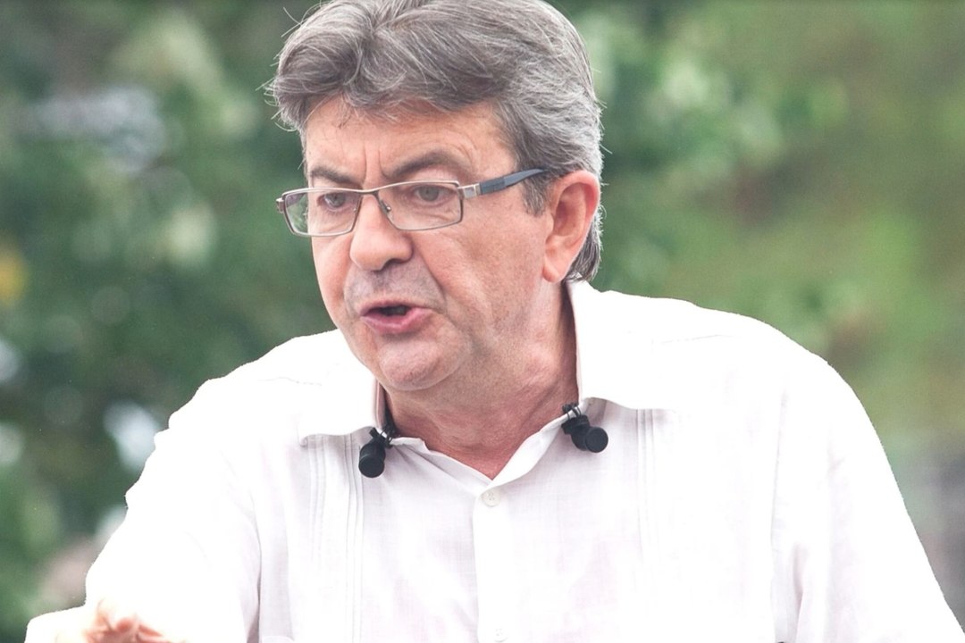 "Kékés du Nord" : Jean-Luc Mélenchon se lâche, Xavier Bertrand lui répond