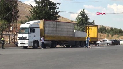 Hatay Cilvegözü'nden Suriye'ye Mermer İhracatı