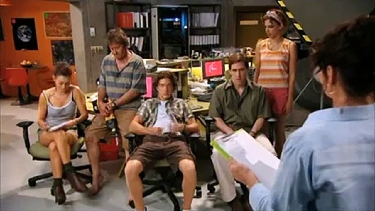 Supernova S01 E04