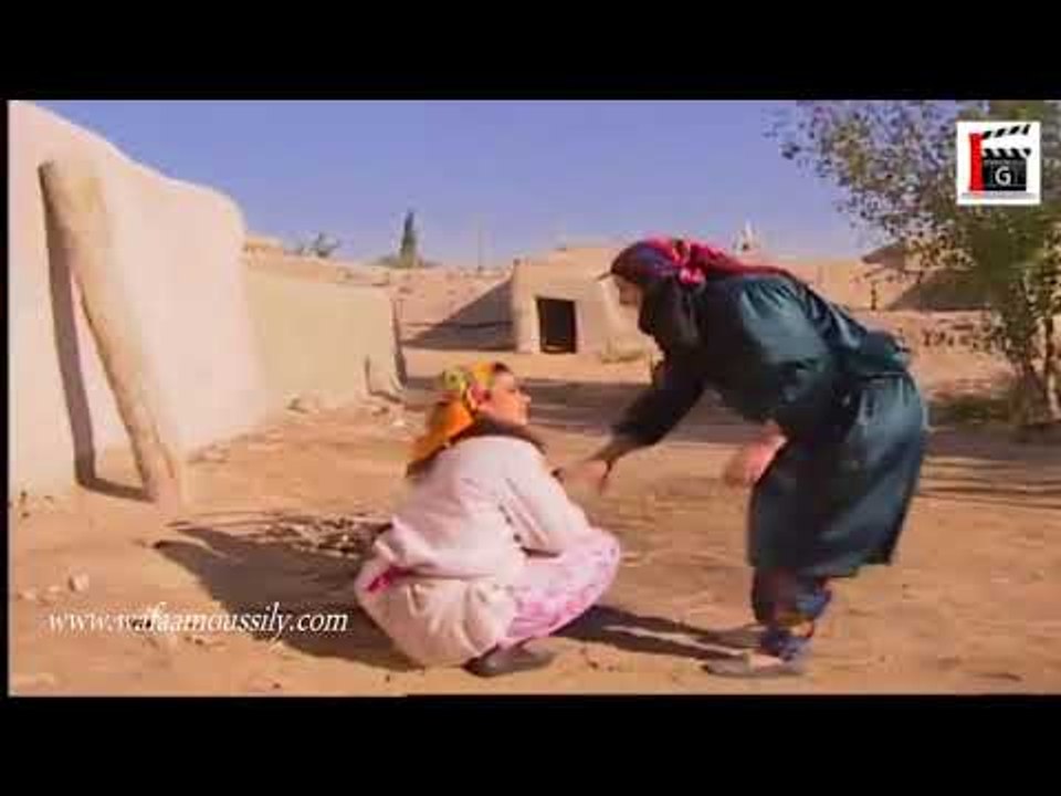 مرايا٩٨ ‎ـ مرتك بدها عشر زلم ليساعدوها ‎ـ وفاء موصلي