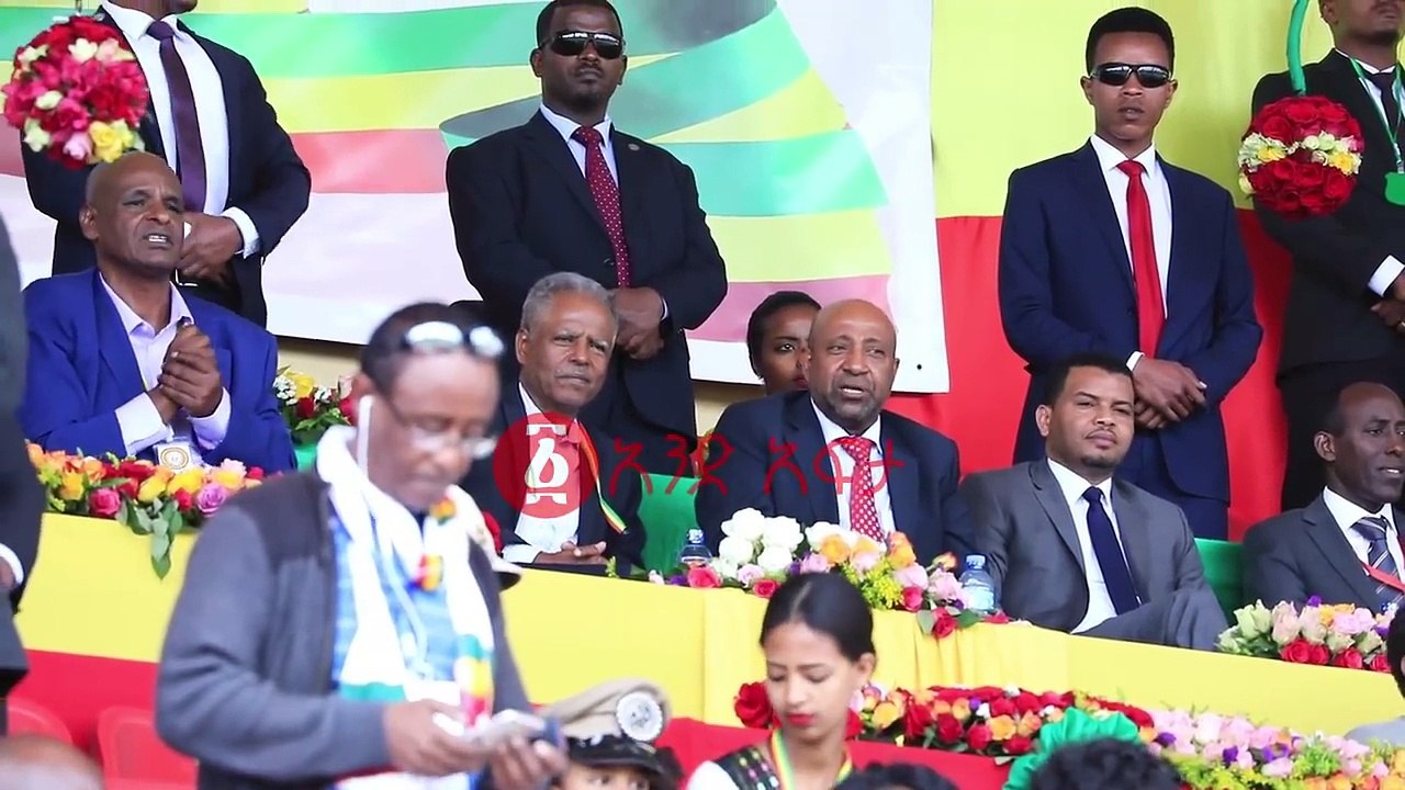 Ethiopia: ፕ/ር ብርሀኑ ነጋ የቴዲ አፍሮን ዘፈን  በስሜት ተሞልቶ ሲዘፍን!!