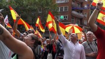 Independentista hace el saludo nazi y dedica numerosos cortes de mangas al Pueblo Español