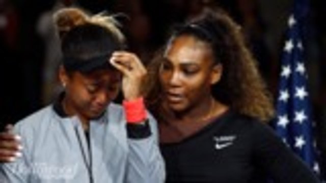 Billie Jean King Says Serena Williams' U.S. Open Penalty Due to Double Standard | THR News
